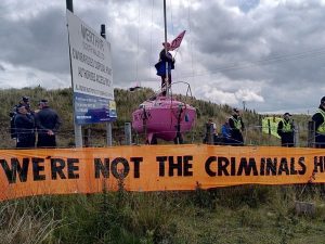 Read more about the article Extinction Rebellion activists’ charges dropped
