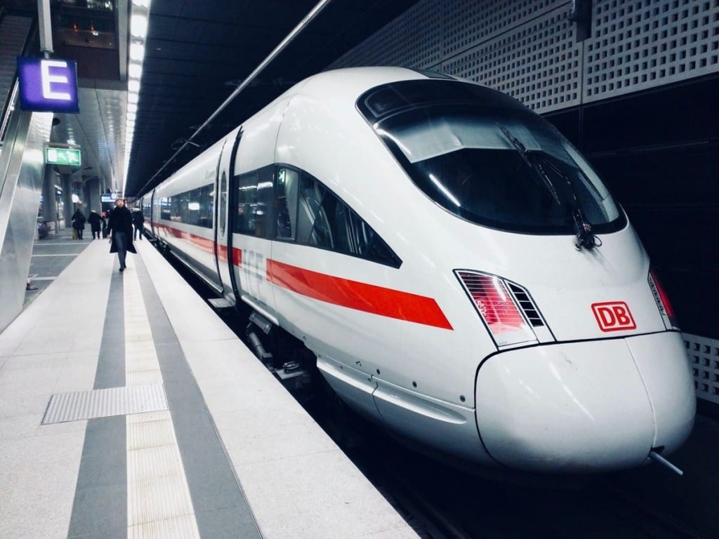 Read more about the article German workers just won against state-owned rail
