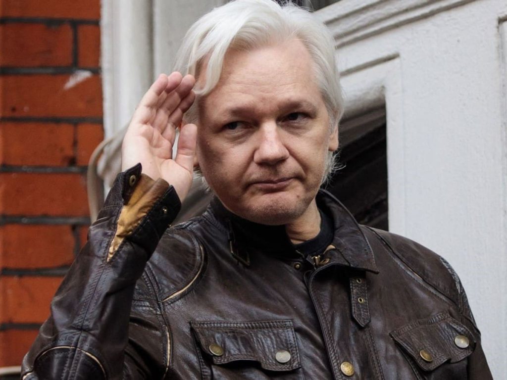 Read more about the article Assange MAY not be extradited but case rests on US death penalty