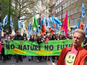 Read more about the article Extinction Rebellion Chris Packham team up