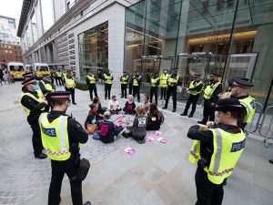 Read more about the article Extinction Rebellion activist JAILED for breaking a WINDOW