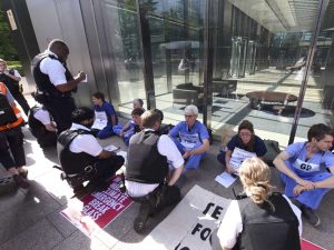 Read more about the article jury ignores judge over climate protesters