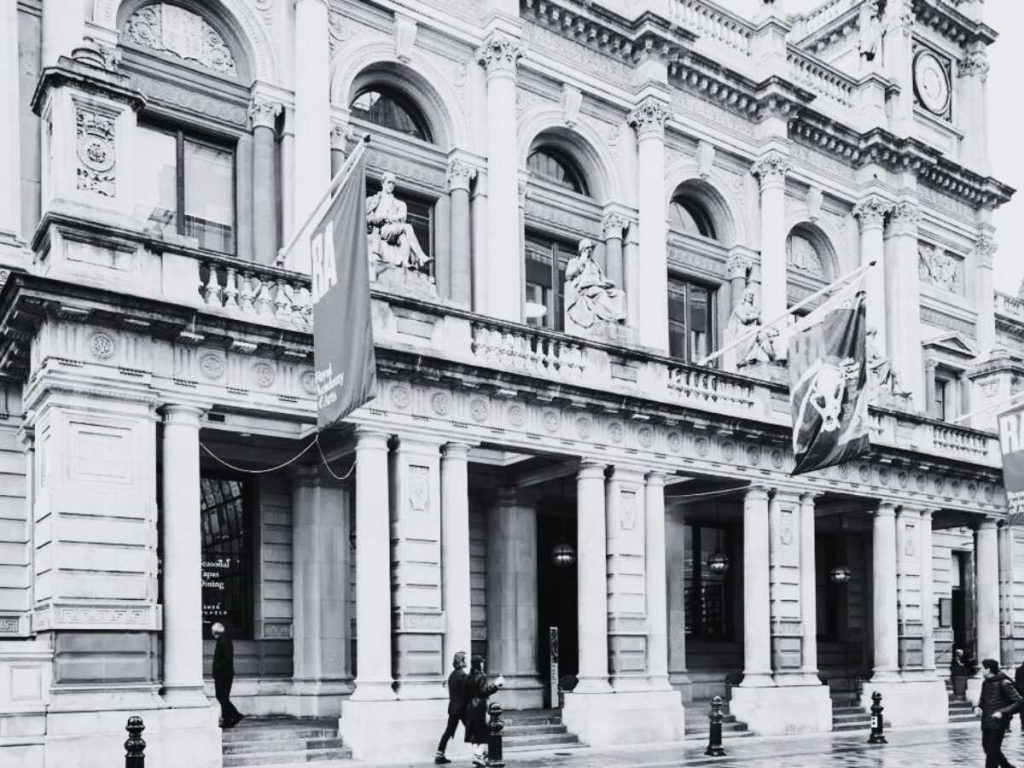 Read more about the article Royal Academy under fire for cancelling Palestine art display