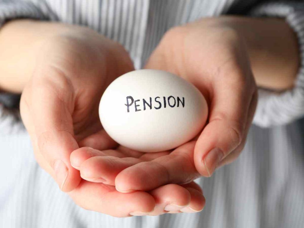 Read more about the article Pensions gap for women means they stop getting it today