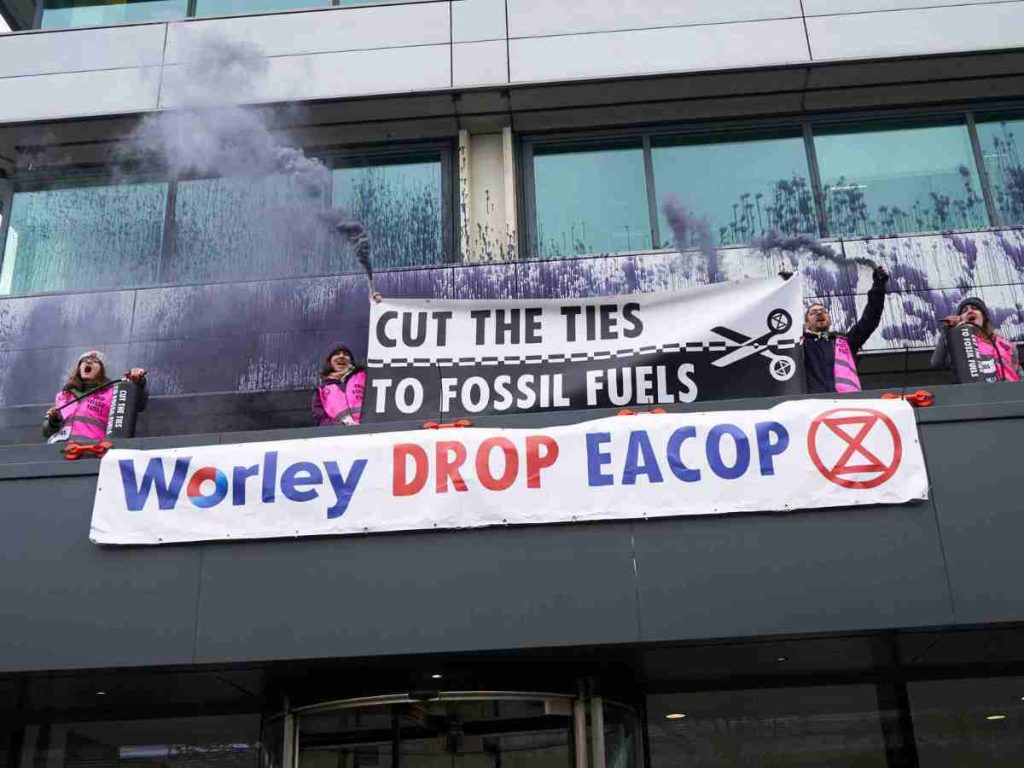 Read more about the article Extinction Rebellion activists guilty of Worley EACOP damage