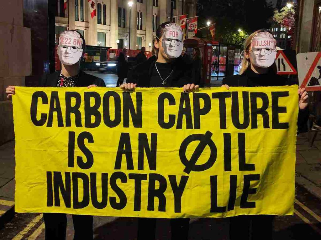 Read more about the article Carbon Capture and Storage dinner disrupted by activists