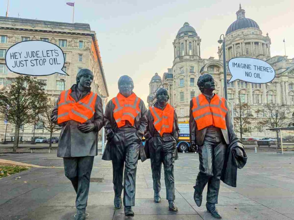 Read more about the article Beatles statue decorated by Just Stop Oil activists in Liverpool