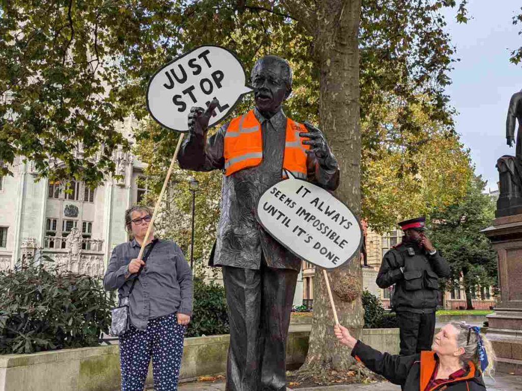 Read more about the article Just Stop Oil just occupied the Nelson Mandela statue