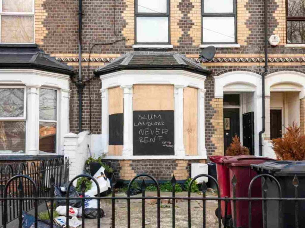 Read more about the article Landlords getting away with slum conditions in half of councils